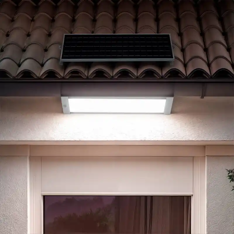 Réglette Solaire Étanche LED 62cm 20W IP65