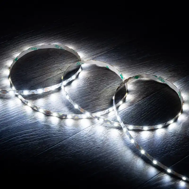 Ruban LED 12V SMD ZIG ZAG 60 LED/m 5m 7W/m 700lm/m Largeur 6mm Coupe 5cm IP20