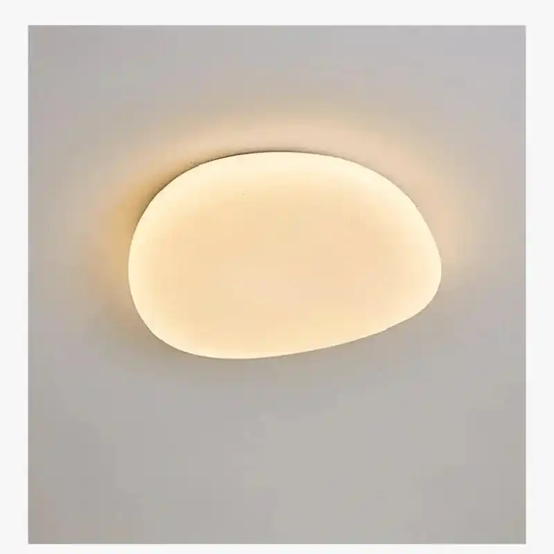 Galets lumineux nordiques : plafonniers LED modernes pour éclairer votre intérieur