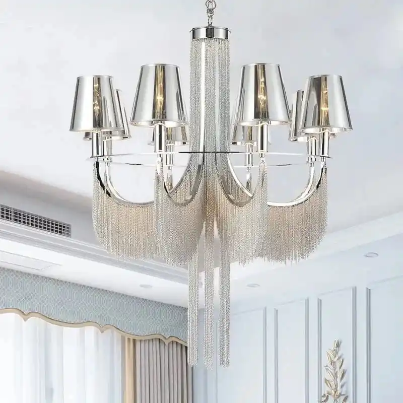 Lustre de luxe moderne avec éclairage intégré pour mariages glamours