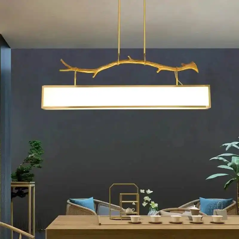 Lustre LED moderne pour un éclairage intérieur élégant
