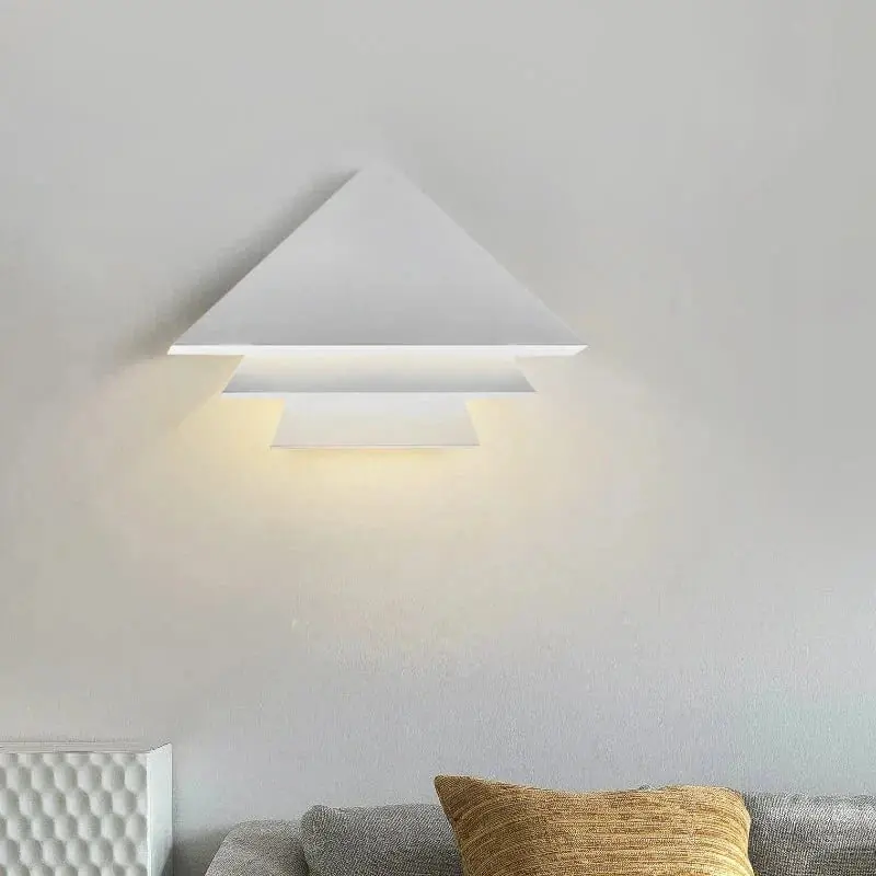 Applique murale LED Design Nordique - Luminaire Décoratif Minimaliste pour Loft