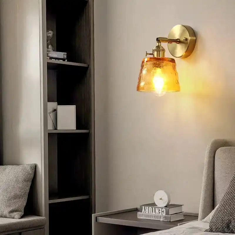 Applique murale nordique en cuivre avec abat-jour en verre LED - Élégance scandinave