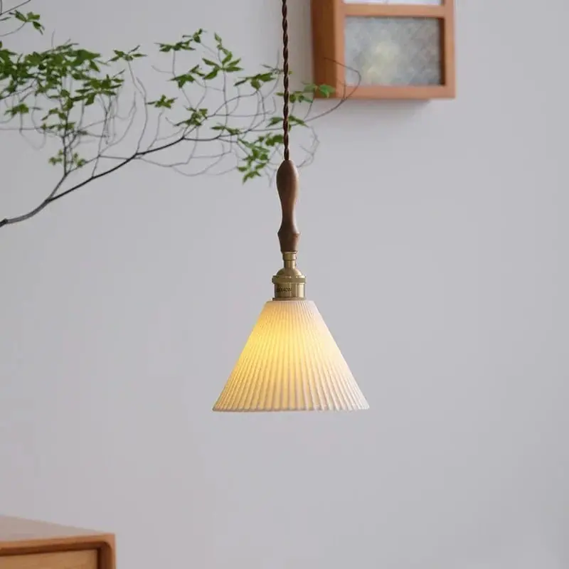 Lustre Nordique Vintage en Céramique et Laiton - Luminaire Suspendu