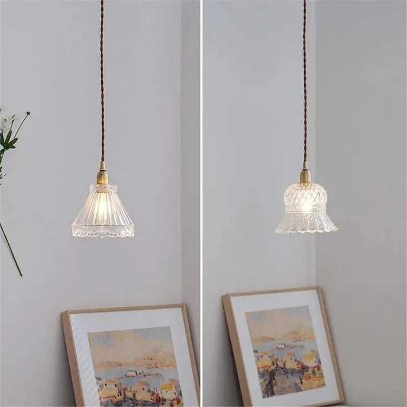 Lustre Vintage en Laiton avec Suspension en Verre pour un Style Maison Luxueux