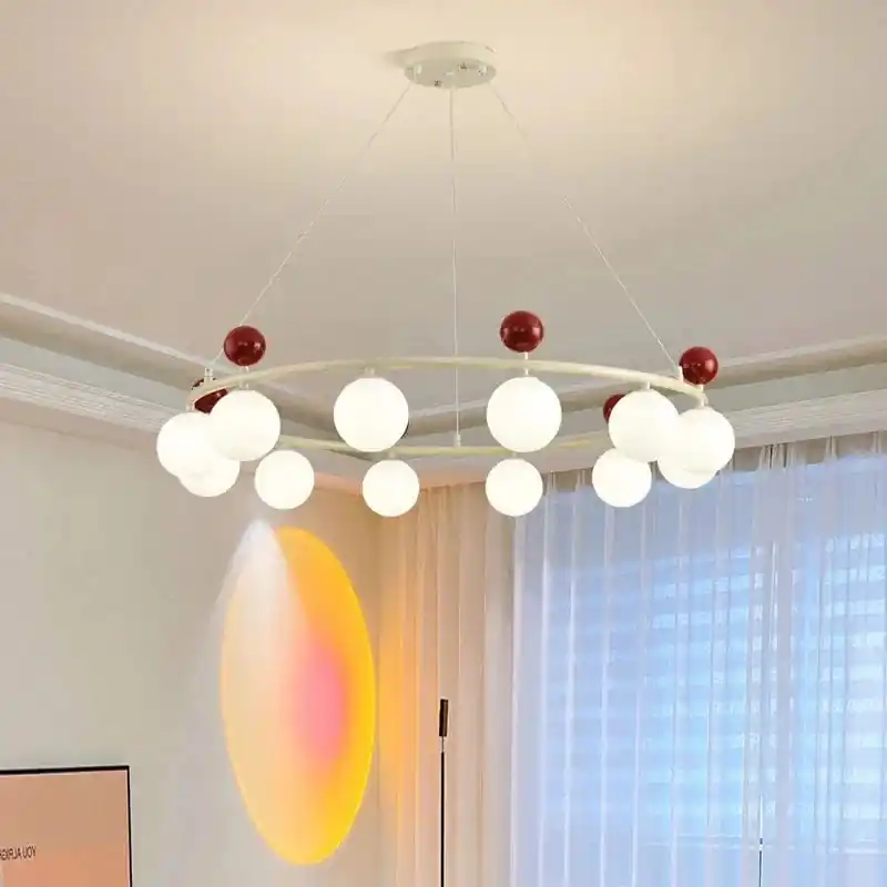 Lustre en verre et métal au design dynamique pour sublimer votre intérieur