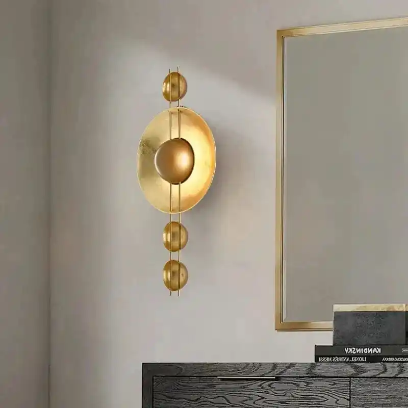 Applique Murale Art Déco en Métal Doré - Lampe Créative avec Livraison Directe