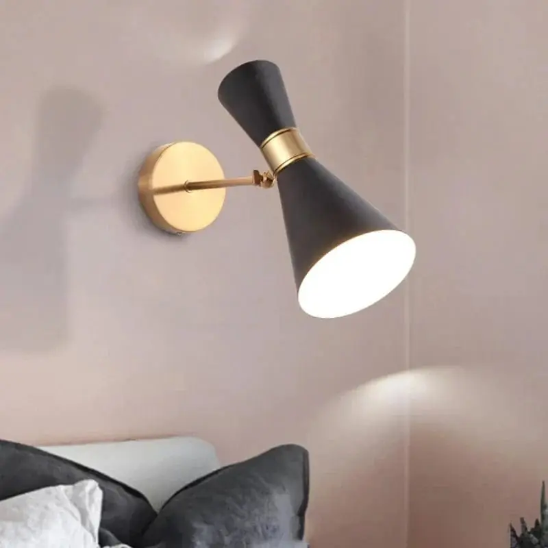 Applique Murale Moderne Rotative à Bras Long en Métal Premium