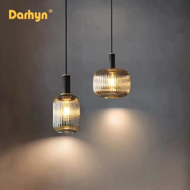 Lustre rétro LED en verre pour une déco intérieure élégante