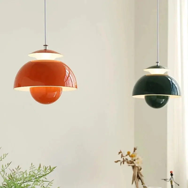 Lampe suspendue LED moderne en métal réglable avec livraison directe.