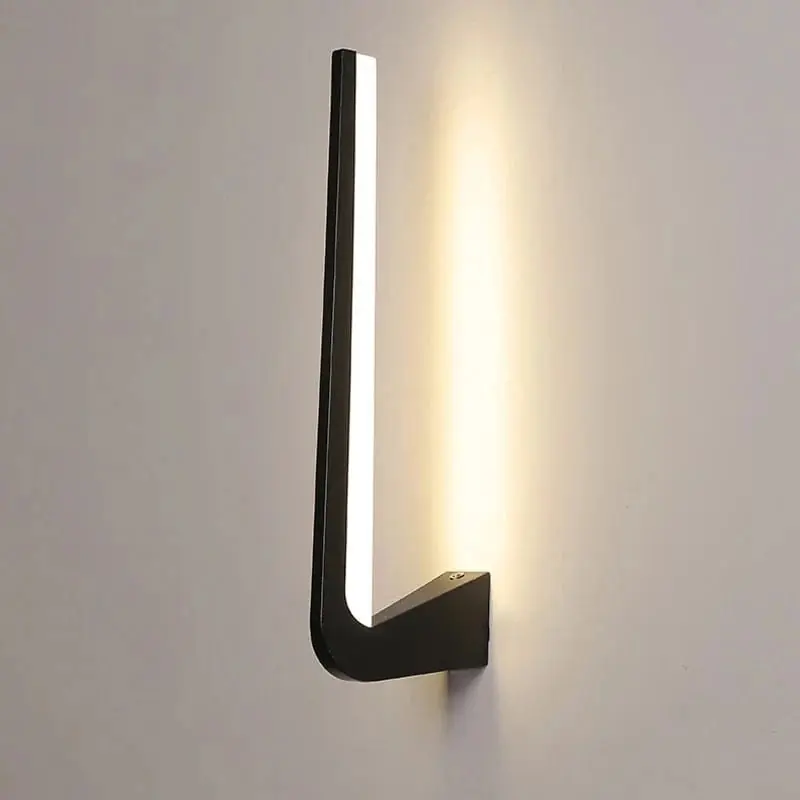 Applique murale LED minimaliste pour une décoration moderne de votre allée