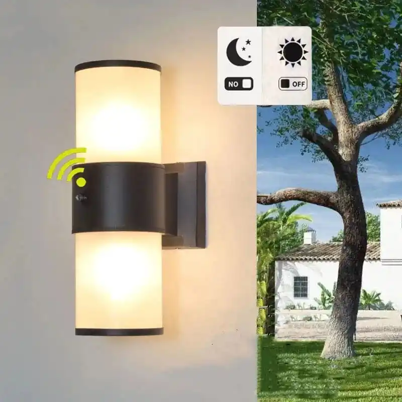 Applique murale extérieure étanche avec contrôle de lumière pour jardin