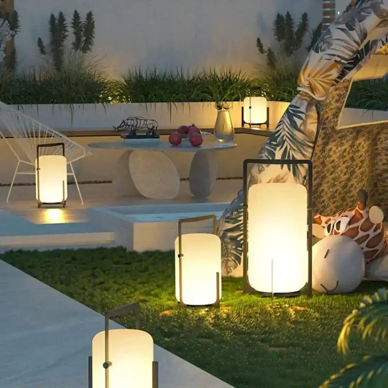 Lumières Solaires Imperméables pour Jardin Extérieur et Terrasse de Villa
