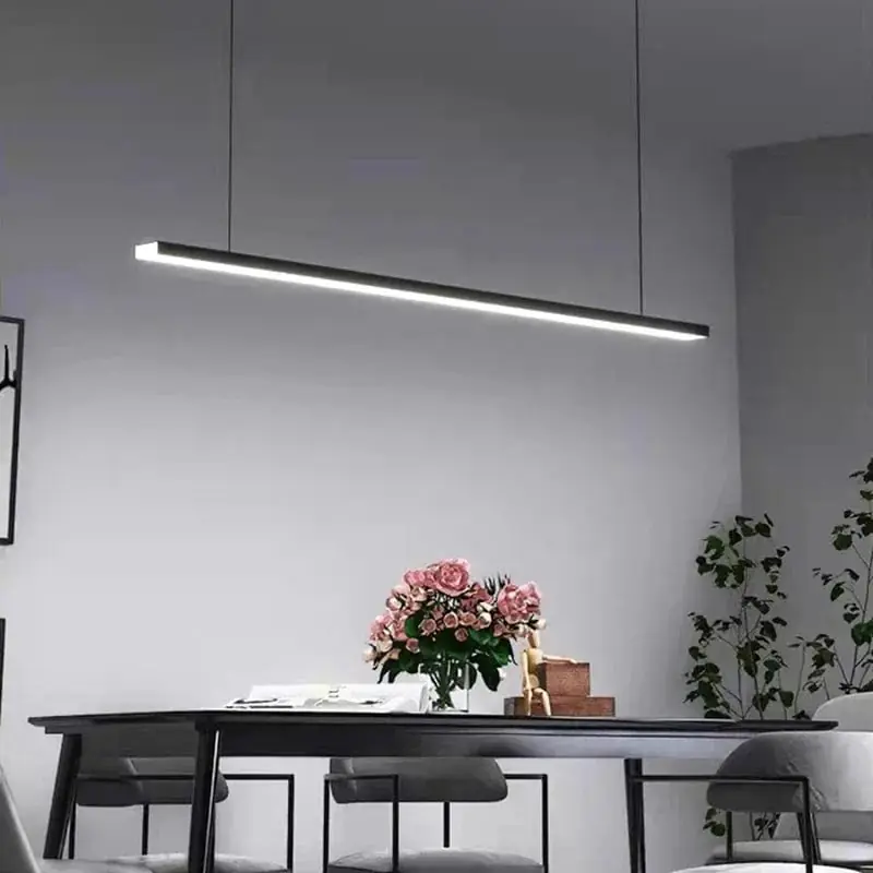 Lustre LED Minimaliste avec Fil Réglable et Corps en Cuivre - LuminAire