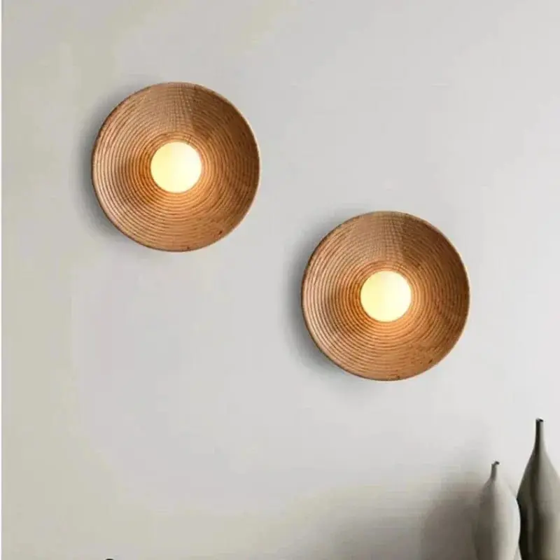Applique murale design en bois avec éclairage blanc pour hôtel de luxe