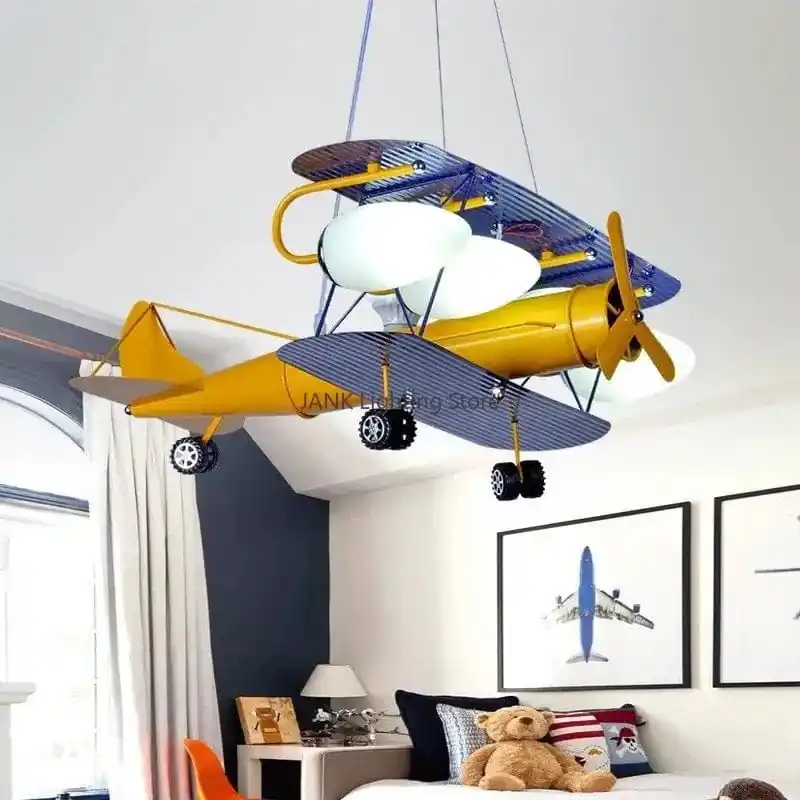 Lustre LED Avion Enfant : Protection des Yeux et Décoration Environnementale