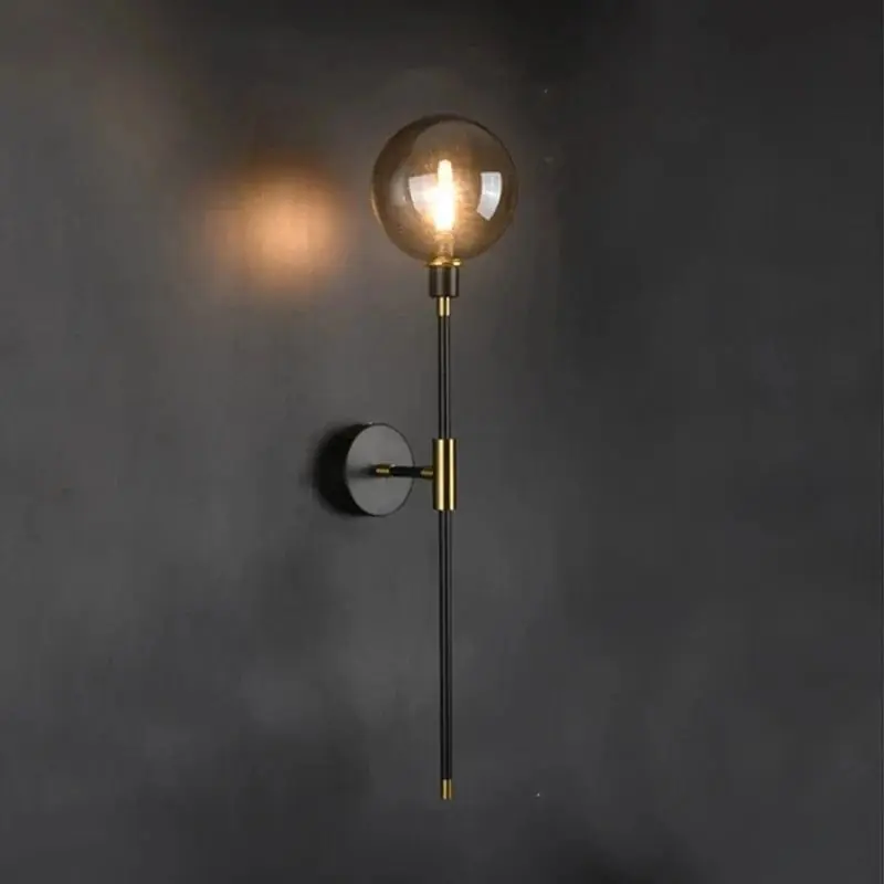 Applique Murale LED Moderne en Fer avec Boule de Verre Décorative - Luminairia