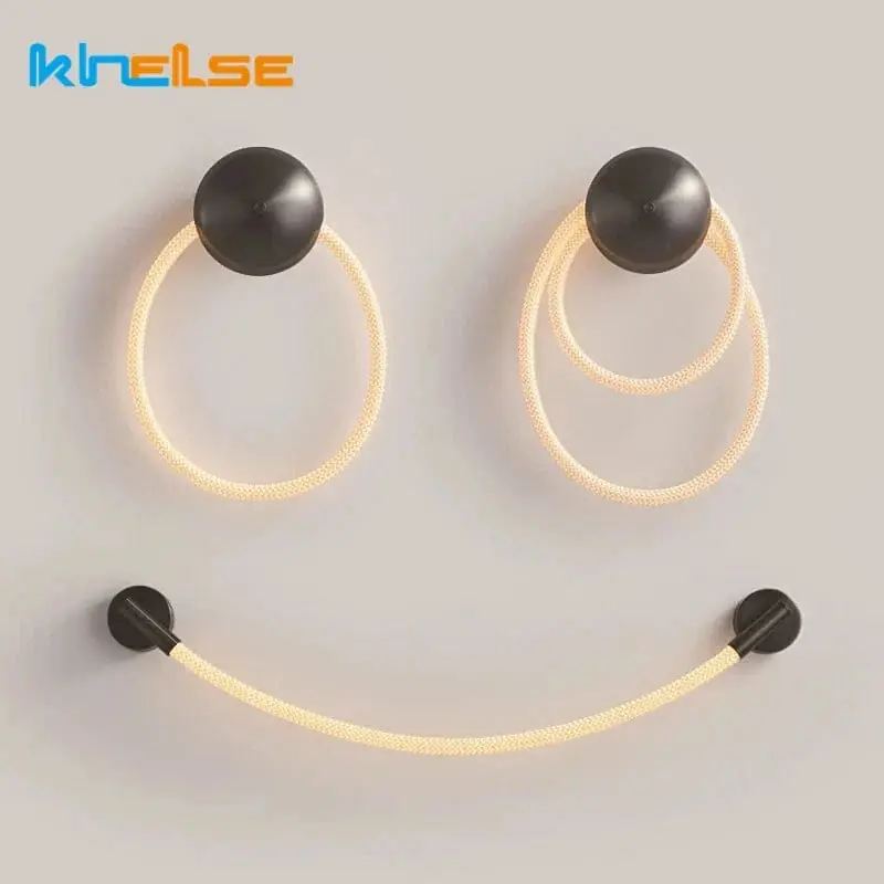 Lampe LED en silicone de luxe minimaliste et flexible.