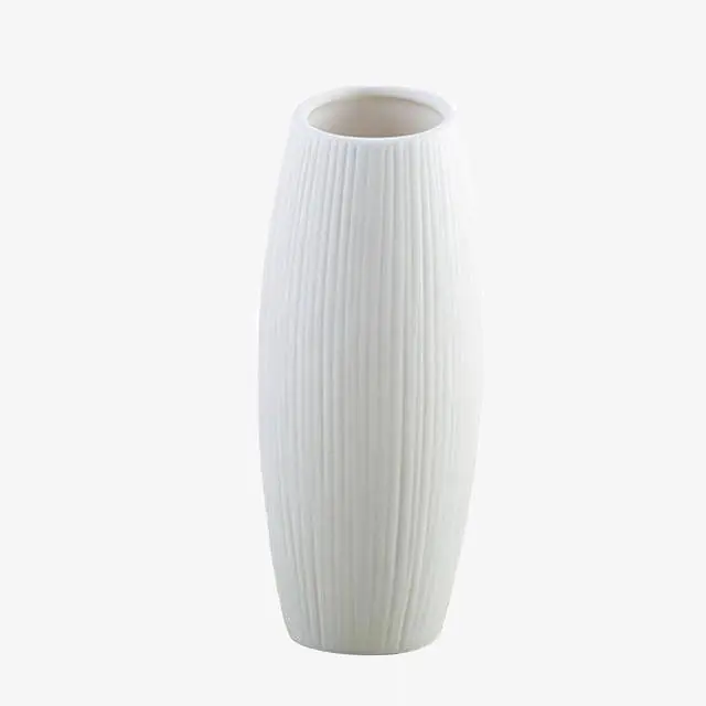 Vase en céramique blanc minimaliste