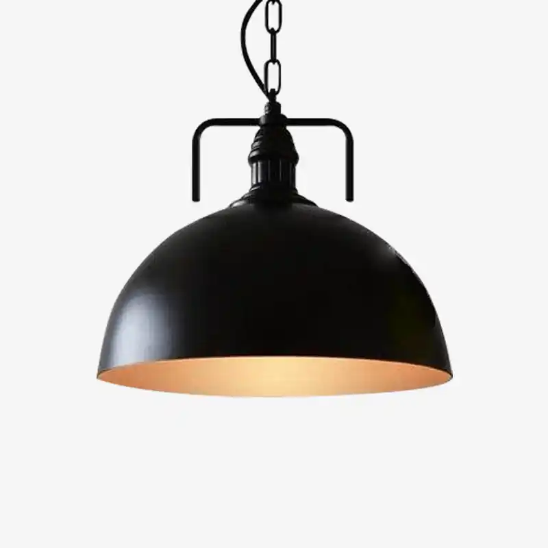 Suspension LED industrielle avec abat-jour en métal.
