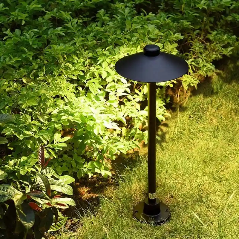 Lumières de pelouse LED en aluminium pour extérieur: Modernes et Étanches IP54