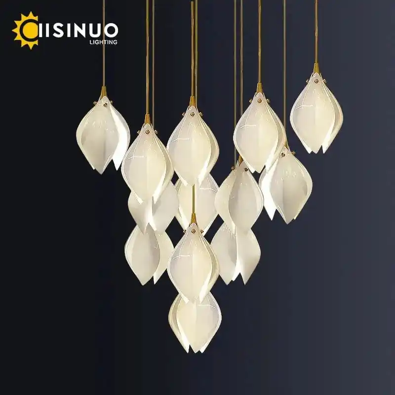 Lustre Magnolia : Élégance en céramique