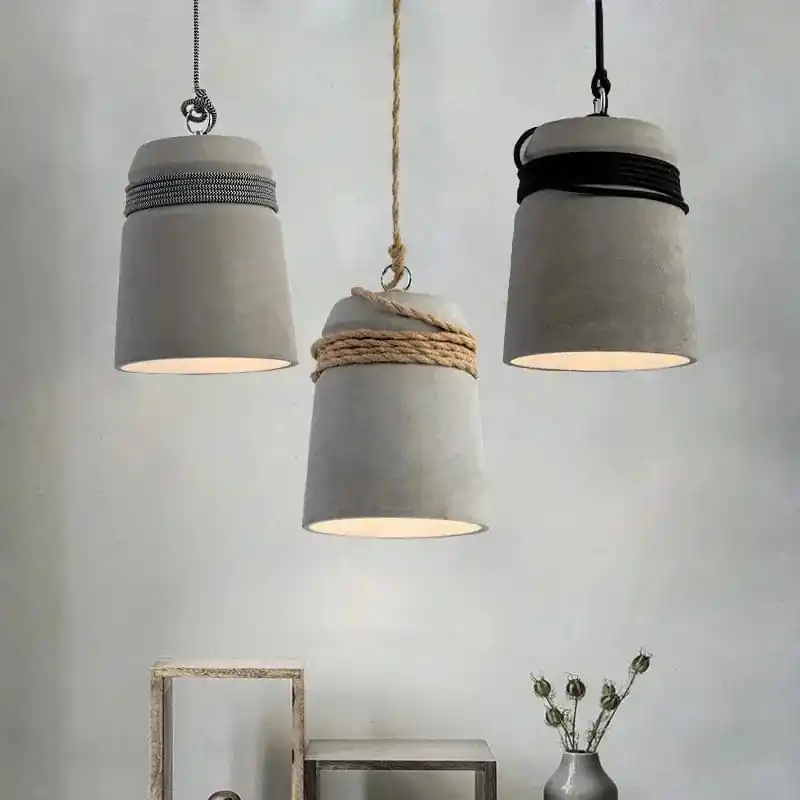 Suspension Lumineuse en Ciment et Corde de Chanvre