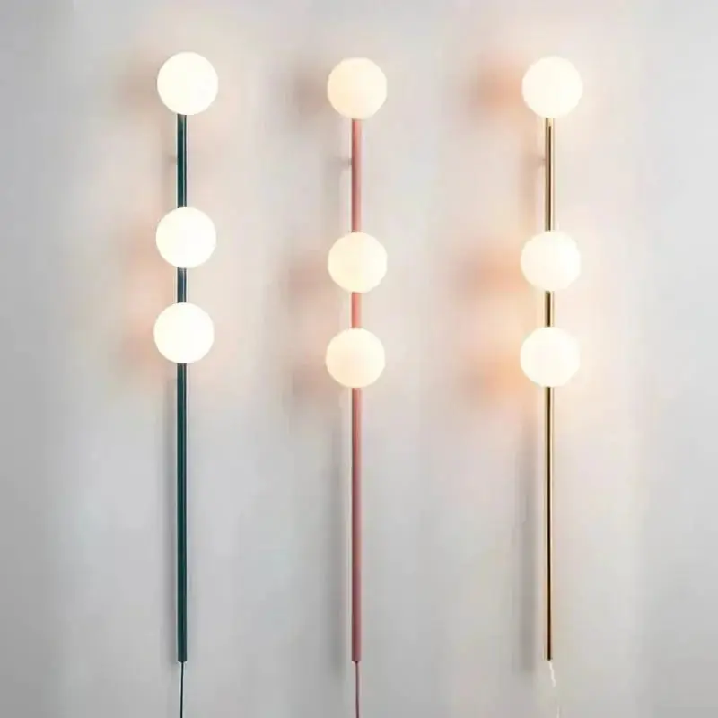 Applique Murale LED Longue avec Prise de Câble