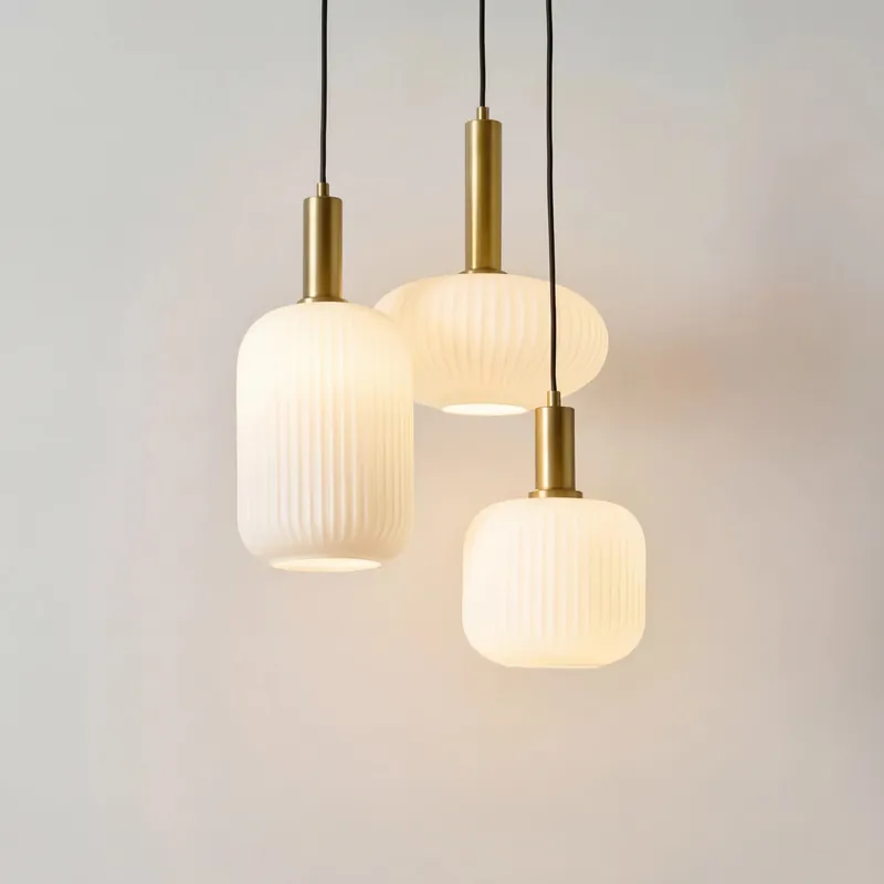 Nyrielle Minimalistische Opel glazen hanglamp
