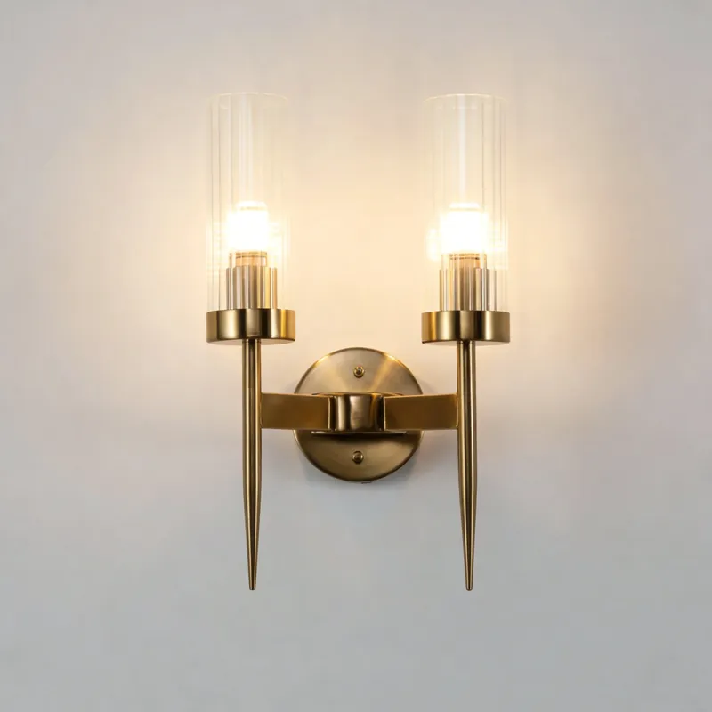 Lampada da parete a candela con paralume in vetro trasparente Pegasus