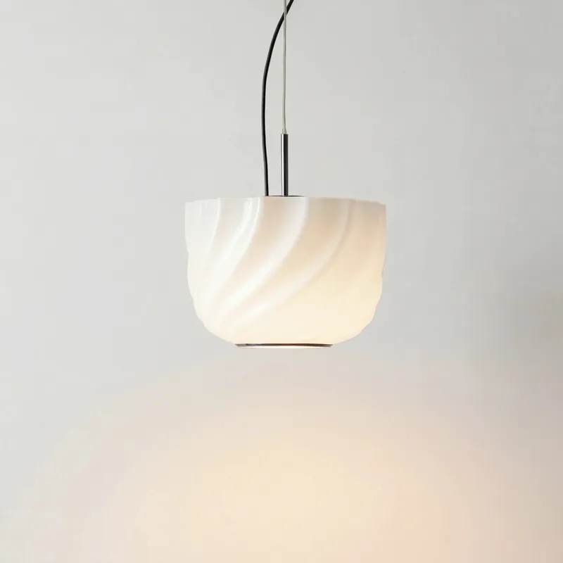 Lampada a sospensione in vetro costolato minimalista Neva