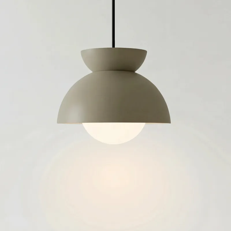 Lampada a sospensione a mezza cupola in metallo minimalista Zosia
