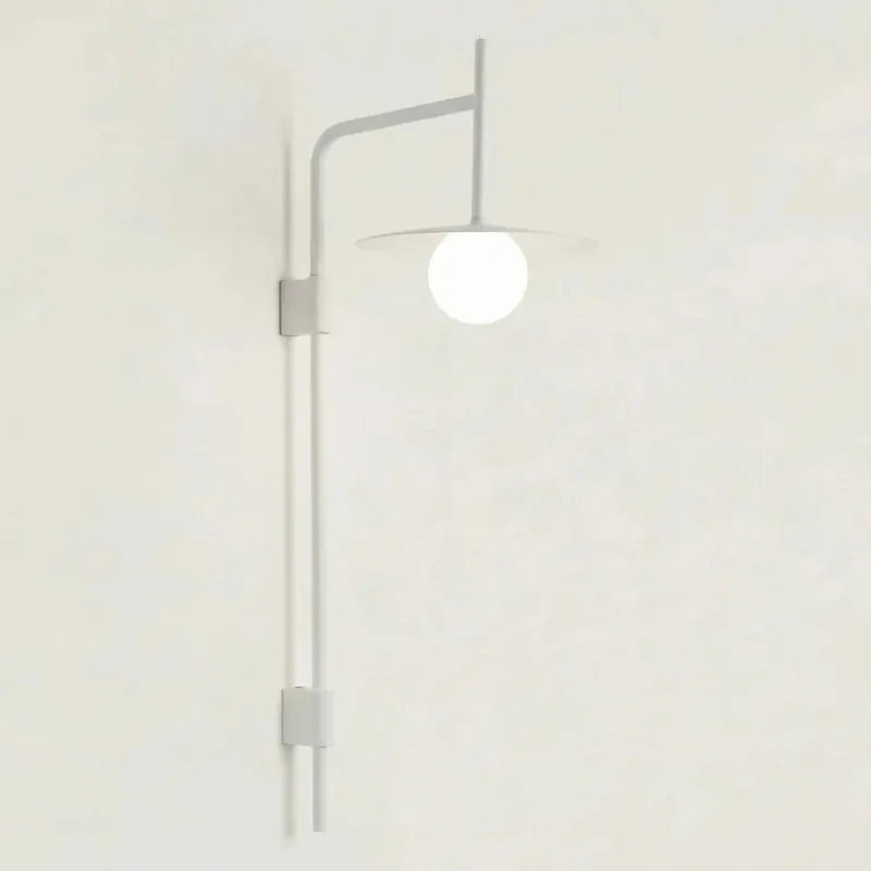 Aplique de Pared Minimalista Delphine con Brazo Oscilante
