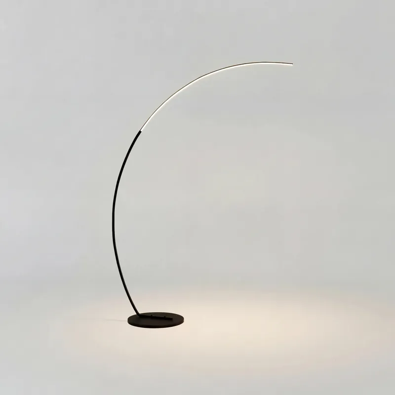 Candeeiro de Pé de Arco LED Madera