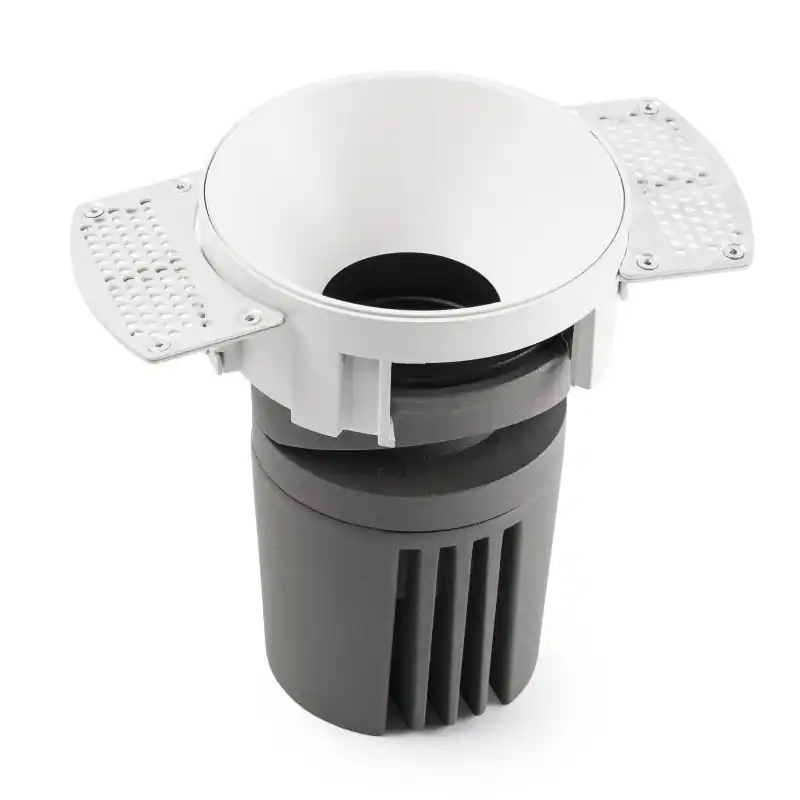 DEEP78 Encastrable rond sens cadre blanc 60° 2700K stripy