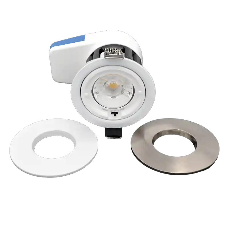 SPOT CALIPSO Spot 7W IP65 encastrable CTC 2700/3000/4000K Livré avec 2 collerettes