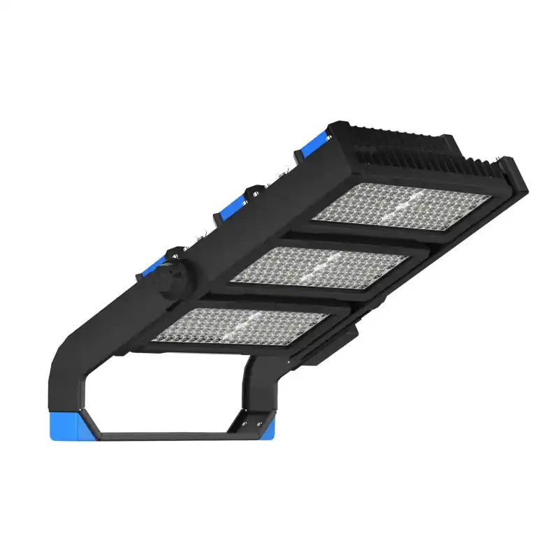 Projecteur led 900w-135000 lumens-ip66-10°-30°-60°-90°-variable 0-10v