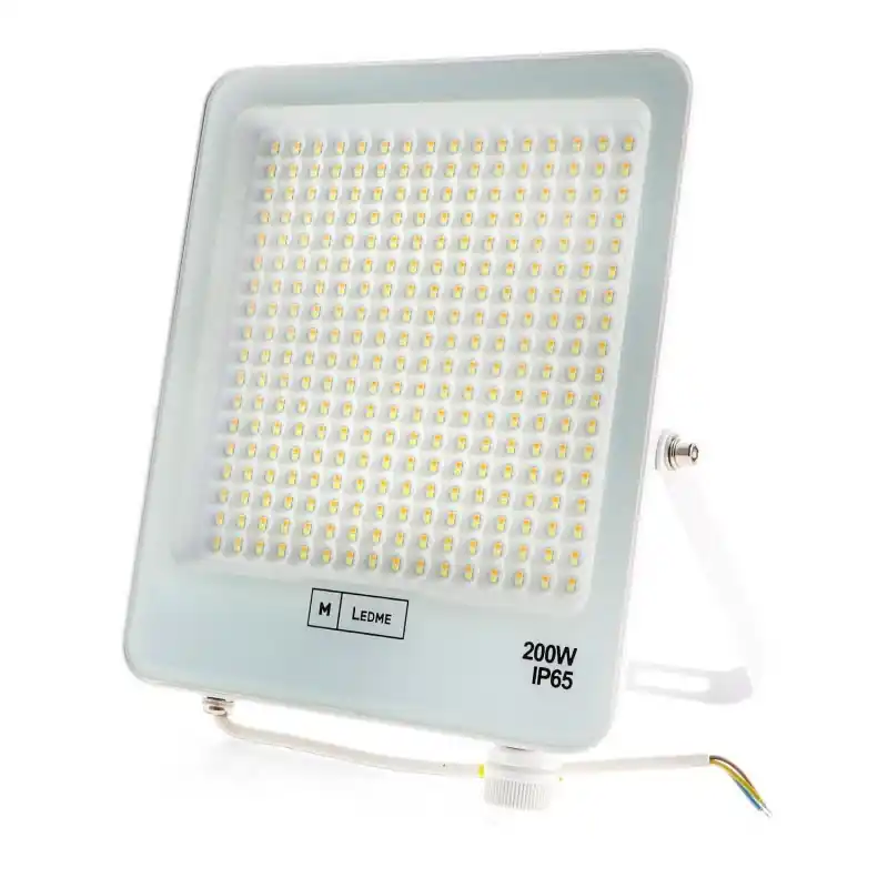 Projecteur blanc Led 200W cct-24000 lumens-ip65