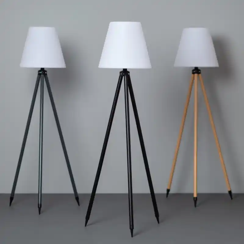 Lampadaire a poser rgbw solaire étanche extérieur rechargeable nomade lumineux
