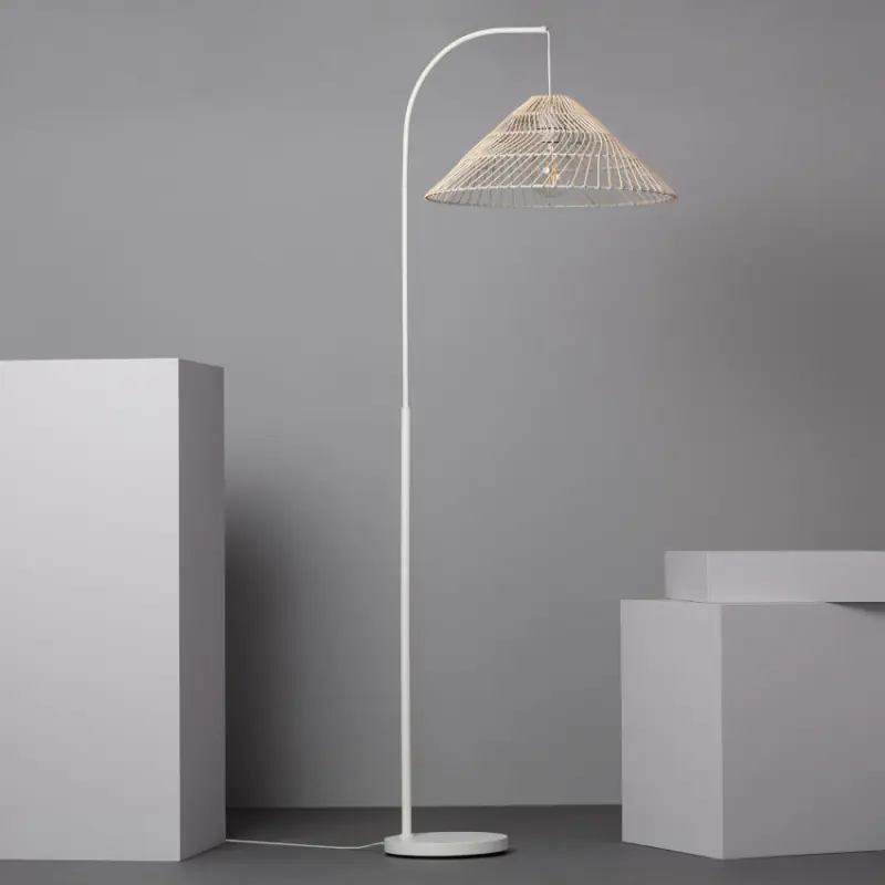 Lampadaire a poser métal rotin suspendu douille culot e27