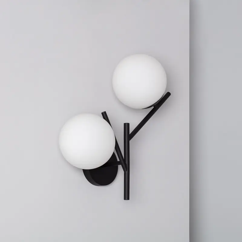 Applique murale noire double boule blanches culot e27
