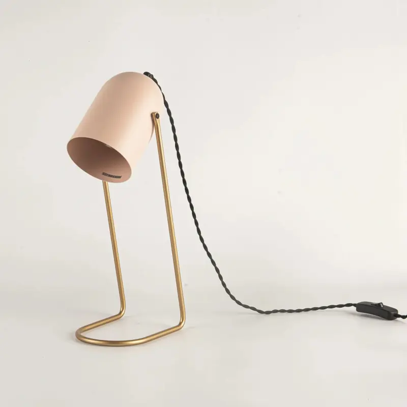 Lampe à poser métal rose culot e27