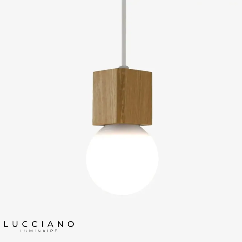 Cube en Bois Suspendu