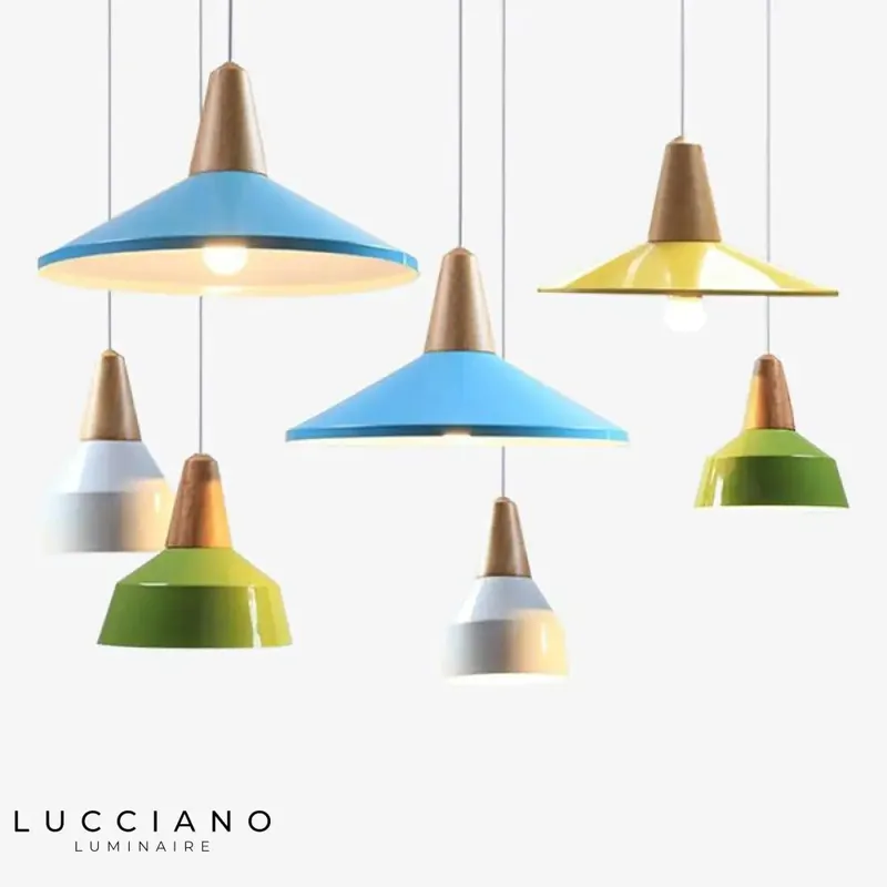 Suspension LED conique multiforme colorée