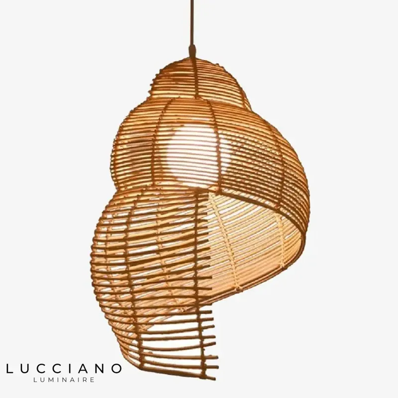 Spirale en bois asiatique suspendue