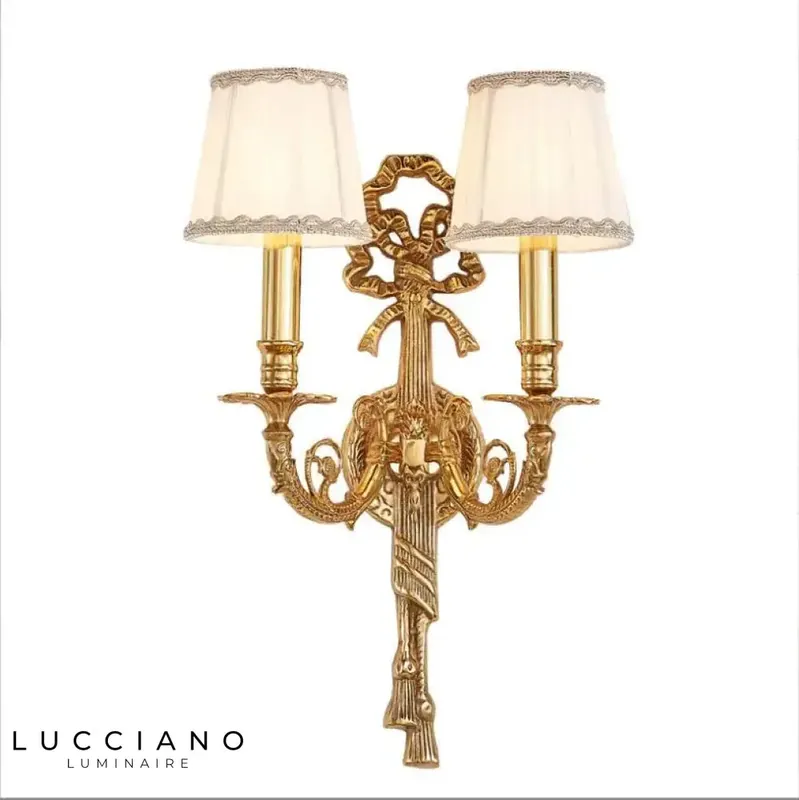Applique murale luxueuse et élégante design contemporain.