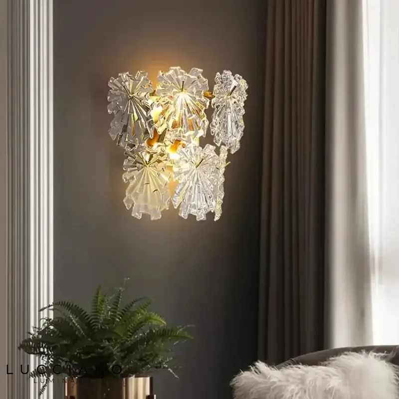 Applique Murale Élégante Dorée Design Lumineux