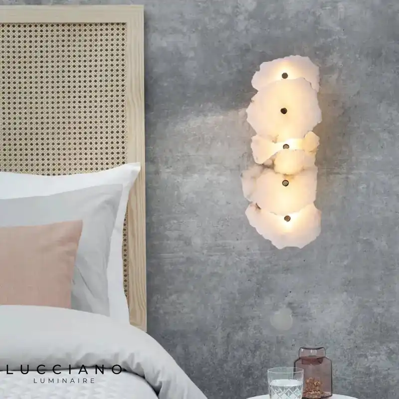 Applique murale LED élégante et moderne.