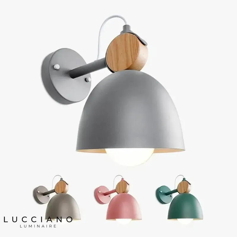 Voici une proposition :

Lampe de applique murale bois design rotatif élégant
