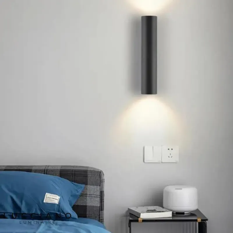 Voici le titre transformé :
Applique murale Led design épuré chic